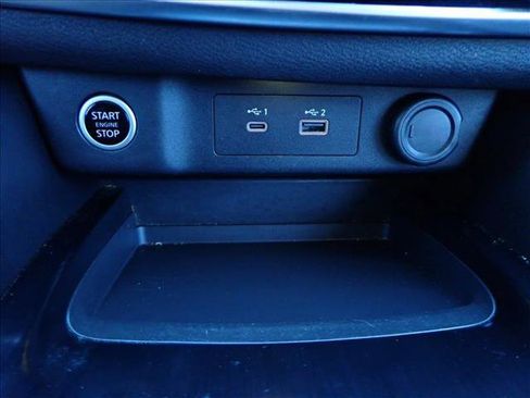 Used 2021 Nissan Rogue SL w/ Premium Package image 25