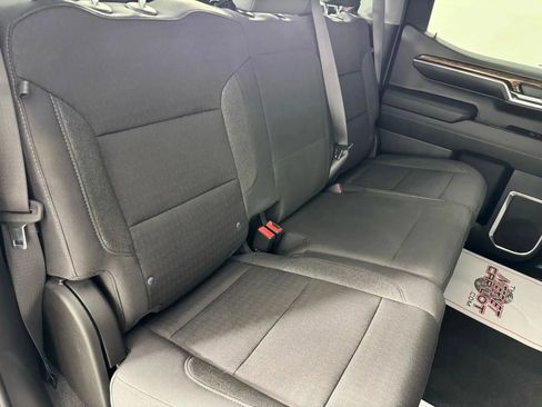 Used 2023 GMC Sierra 1500 SLE image 36