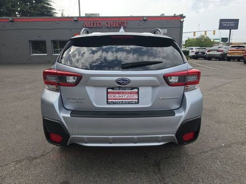 Used 2020 Subaru Crosstrek 2.0i Premium w/ Moonroof Package 2 AWD/4WD image 24