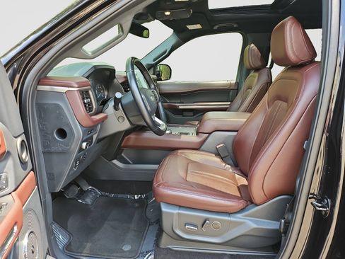 Used 2022 Ford Expedition Max Limited RWD image 22