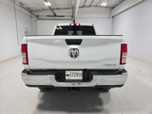 Used 2024 RAM 2500 Tradesman w/ Chrome Appearance Group AWD/4WD image 6