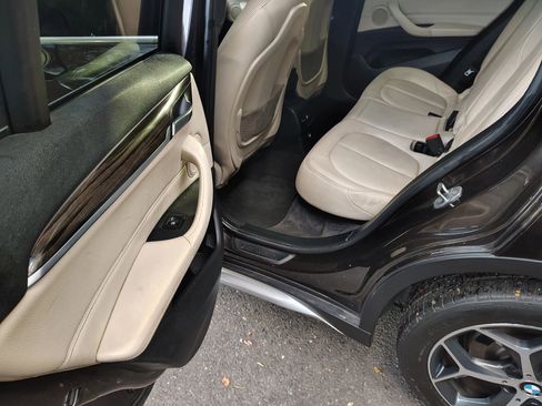 Used 2016 BMW X1 xDrive28i image 12