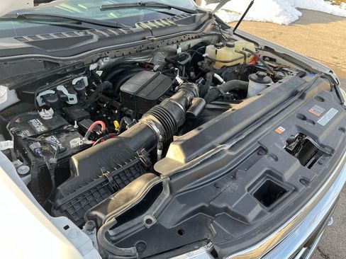 Used 2022 Ford F250 Lariat w/ Chrome Package image 10