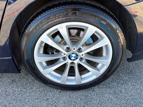 Used 2016 BMW 320i Sedan RWD image 9
