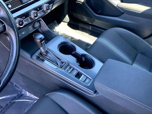 Used 2023 Honda Civic Sport image 16
