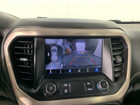 Used 2023 GMC Acadia Denali w/ Denali Technology Package FWD image 28