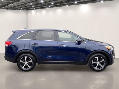 Used 2018 Kia Sorento EX w/ EX Advanced Touring Package AWD/4WD image 8