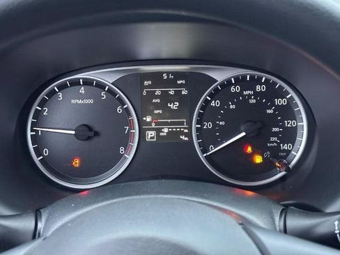 Certified 2025 Nissan Kicks Play S FWD image 13