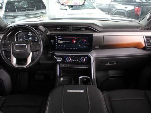 Used 2024 GMC Sierra 2500 Denali w/ Denali Reserve Package image 28