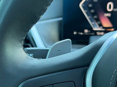 Used 2026 BMW X5 xDrive40i w/ Climate Comfort Package image 34