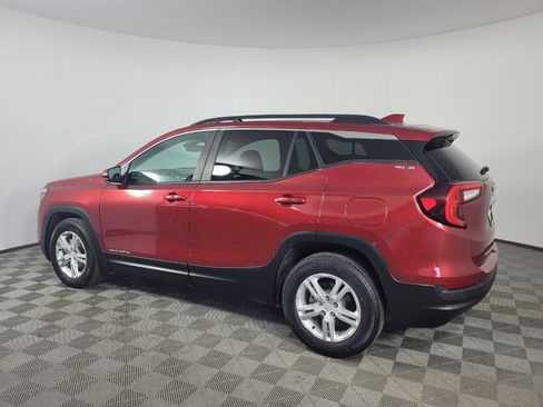 Used 2023 GMC Terrain SLE w/ Driver Convenience Package FWD image 3