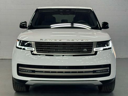 Used 2023 Land Rover Range Rover SE image 9