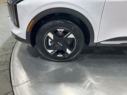 New 2026 Kia Sportage LX image 29