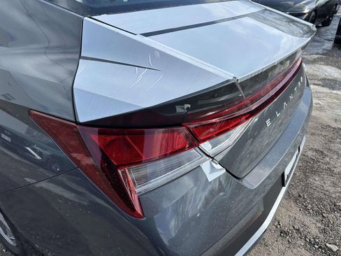 New 2026 Hyundai Elantra SE image 8