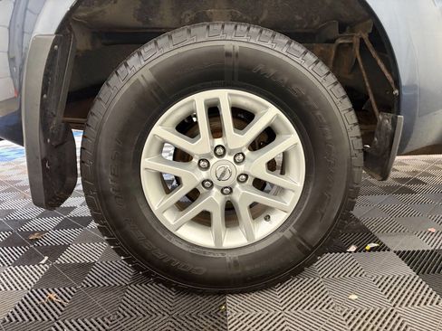 Used 2014 Nissan Frontier SV AWD/4WD image 29