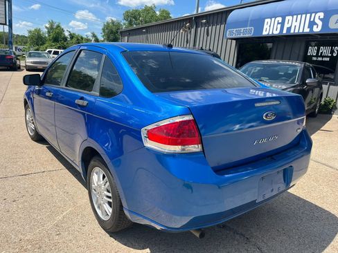 Used 2010 Ford Focus SE FWD image 5