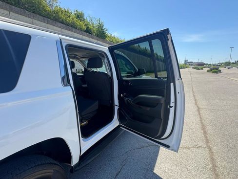 Used 2019 Chevrolet Suburban LS w/ Max Trailering Package AWD/4WD image 35
