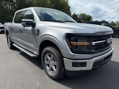 New 2025 Ford F150 XLT w/ Equipment Group 302A MID image 7
