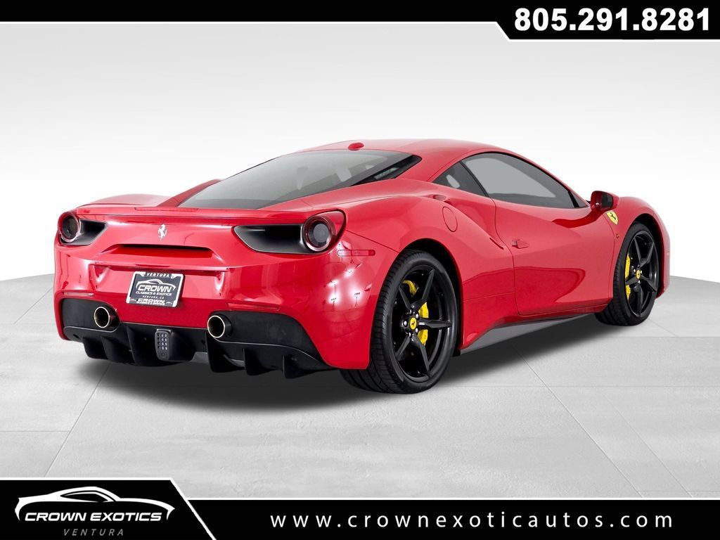Used 2017 Ferrari 488 GTB RWD image 7