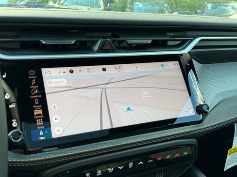 New 2026 Jeep Cherokee Limited AWD/4WD image 18