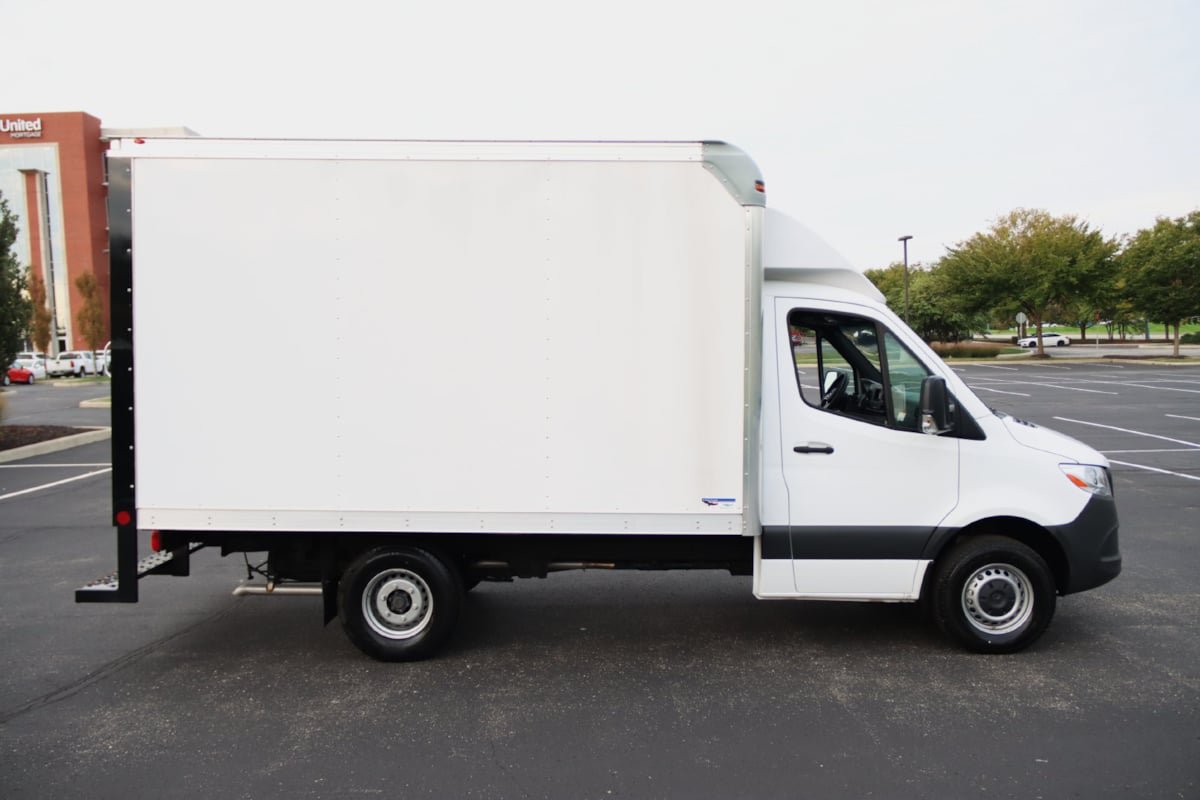 Used 2024 Mercedes-Benz Sprinter 3500 image 19