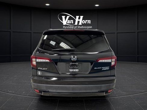 Used 2020 Honda Pilot Black Edition image 15