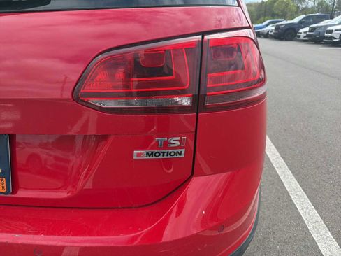Used 2017 Volkswagen Golf Alltrack SEL AWD/4WD image 9
