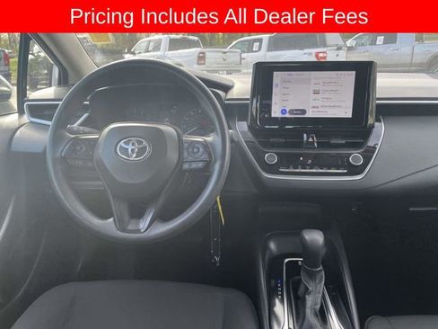 Used 2023 Toyota Corolla LE FWD image 14