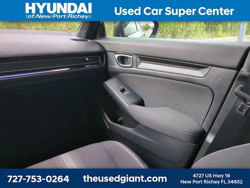 Used 2023 Honda Civic Sport image 16
