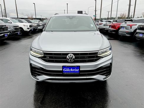 Used 2022 Volkswagen Tiguan SE R-Line image 25