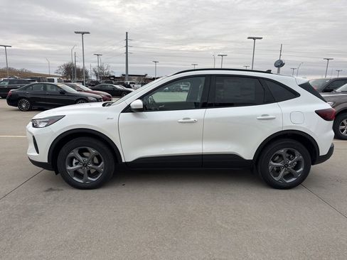 New 2026 Ford Escape ST-Line Select w/ Equipment Group 401A AWD/4WD image 23
