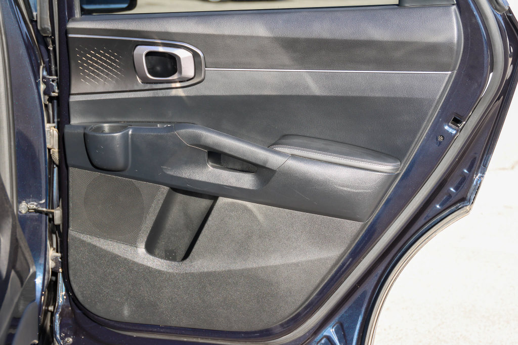 Used 2023 Kia Sorento EX FWD image 17