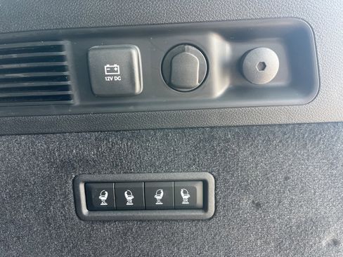 New 2024 Jeep Grand Wagoneer Series III w/ Rear Seat Video Group 1 image 38