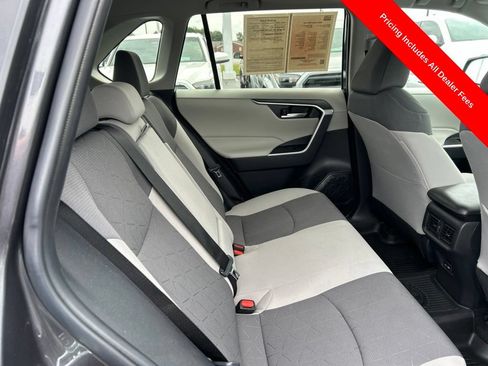 Used 2023 Toyota RAV4 XLE w/ Convenience Package FWD image 22