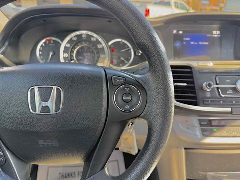 Used 2013 Honda Accord LX image 22