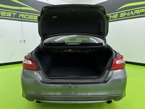 Used 2017 Nissan Altima 2.5 SV w/ Convenience Package FWD image 9