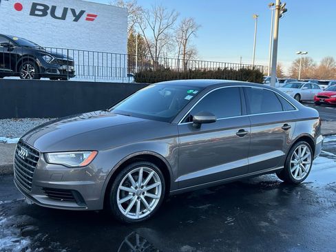 Used 2015 Audi A3 TDI Premium Plus image 2