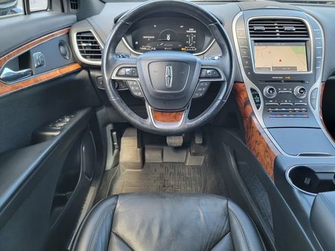 Used 2019 Lincoln Nautilus Reserve AWD/4WD image 31