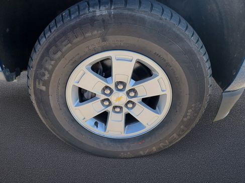 Used 2019 Chevrolet Colorado W/T w/ WT Convenience Package AWD/4WD image 24