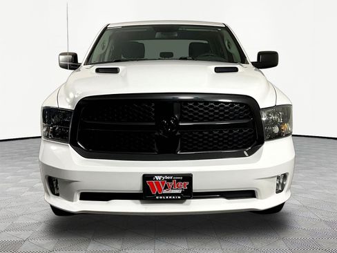 Used 2019 RAM 1500 Express w/ Wheel & Sound Group AWD/4WD image 2