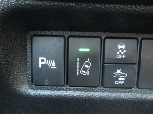 Used 2017 Honda Pilot Touring image 25