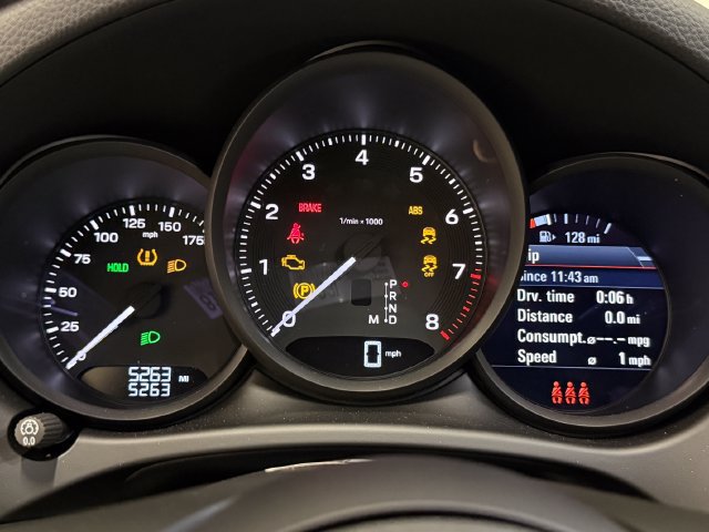 Certified 2026 Porsche Macan AWD/4WD image 20