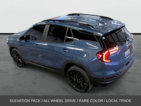 Used 2024 GMC Terrain SLE w/ Driver Convenience Package AWD/4WD image 2
