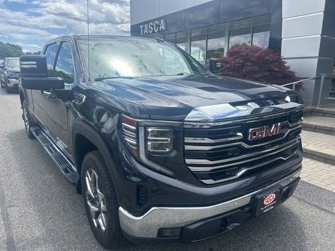 Used 2024 GMC Sierra 1500 SLT w/ SLT Premium Plus Package AWD/4WD image 1