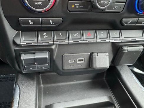 Used 2021 Chevrolet Silverado 1500 LT Trail Boss w/ Convenience Package II image 16