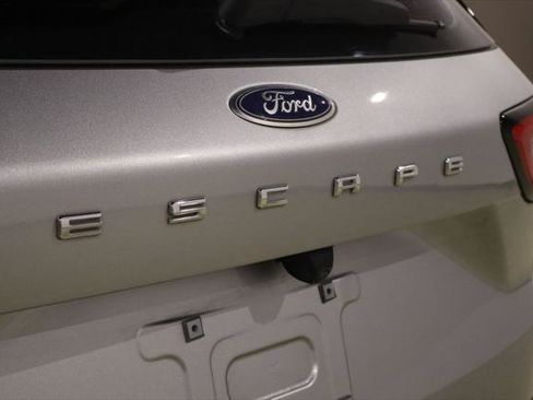 Used 2023 Ford Escape FWD image 15