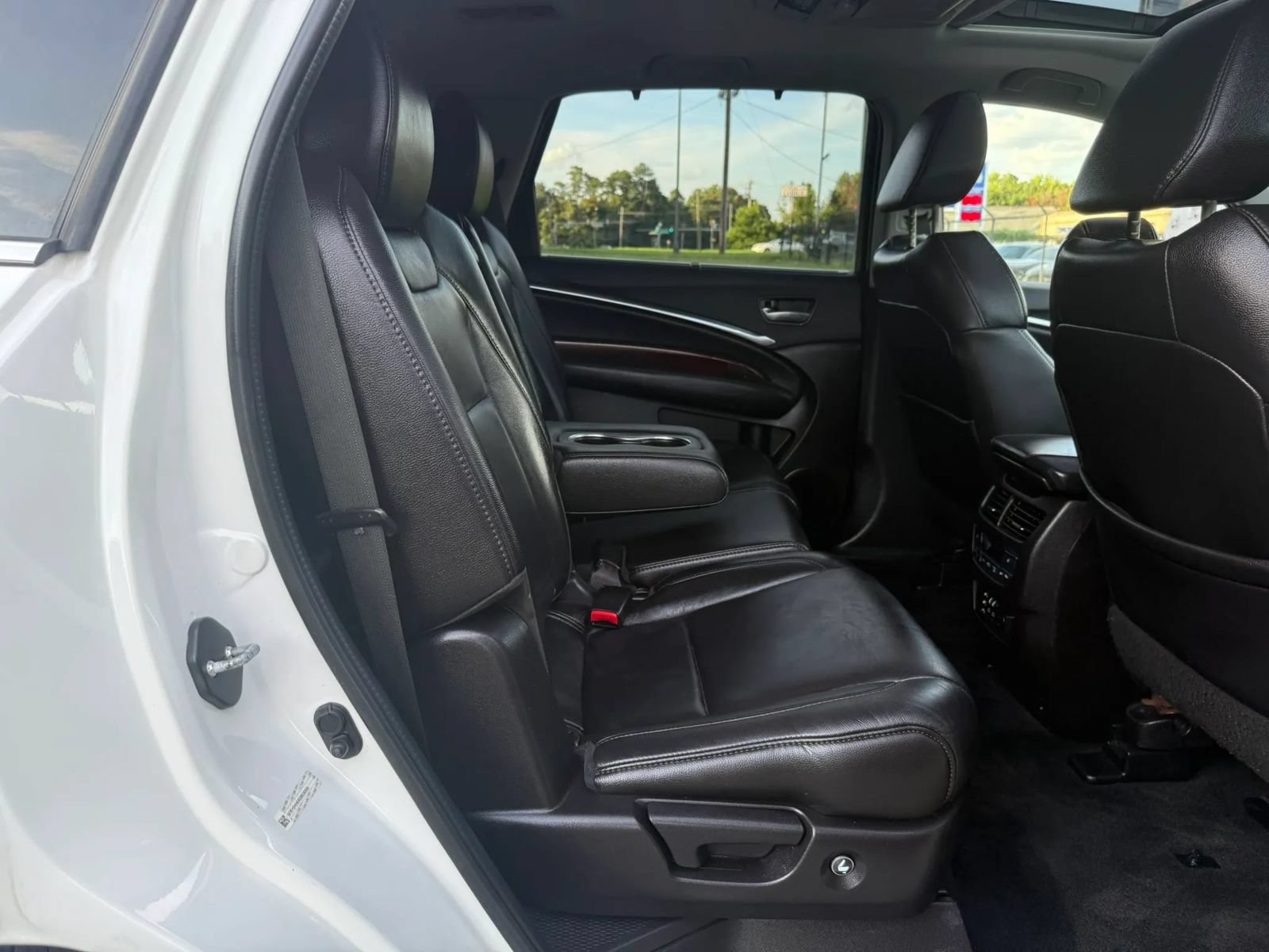 Used 2016 Acura MDX w/ Tech & Entertainment Pkg AWD/4WD image 21