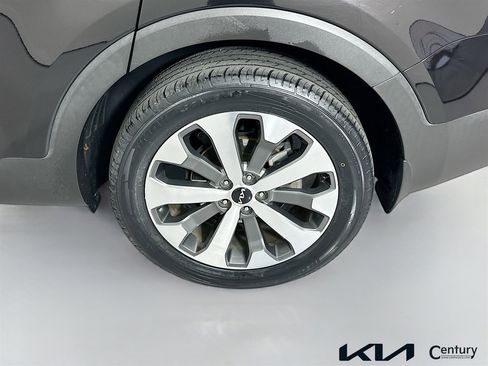 Certified 2022 Kia Telluride S image 33