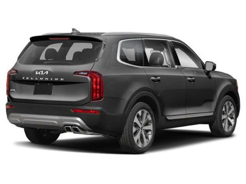 Used 2022 Kia Telluride S image 2