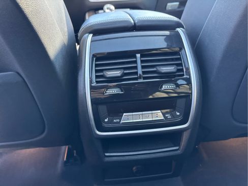Used 2019 BMW X5 xDrive40i AWD/4WD image 12